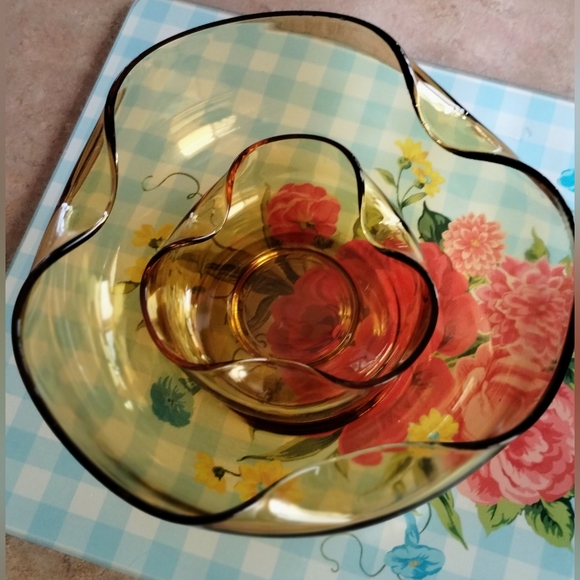 Anchor Hocking Amber Glass Chip and Dip Bowl Set - Picture 3 of 3